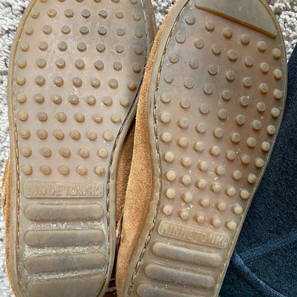 Minnetonka fringe booties - Picture 3 of 5